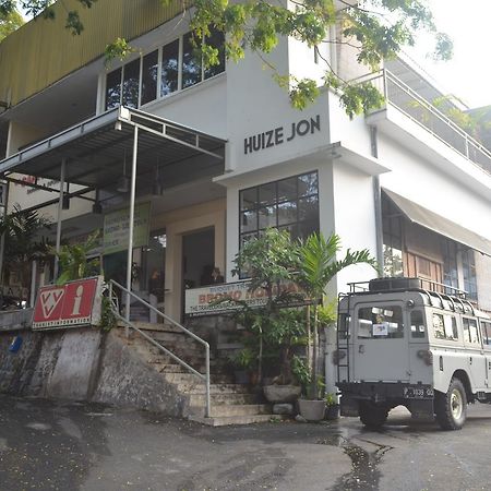 מאלאנג Huize Jon Hostel מראה חיצוני תמונה